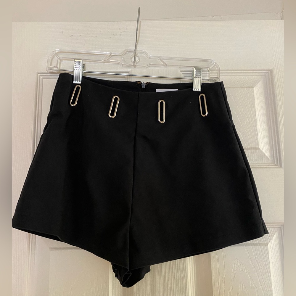 Superdown Mini Black Shorts, Size Small